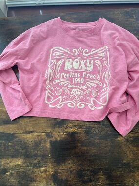 Roxy Pink Long-Sleeve Graphic crop Tee with Cream Print